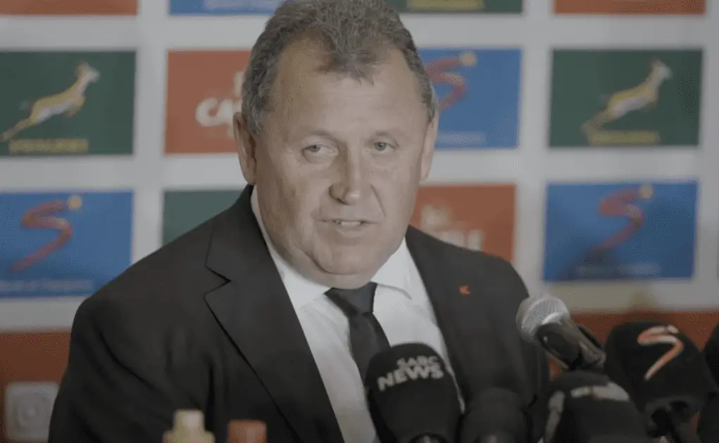 Rugby: Ian Foster "fier" des All Blacks, malgré les "attaques des médias"