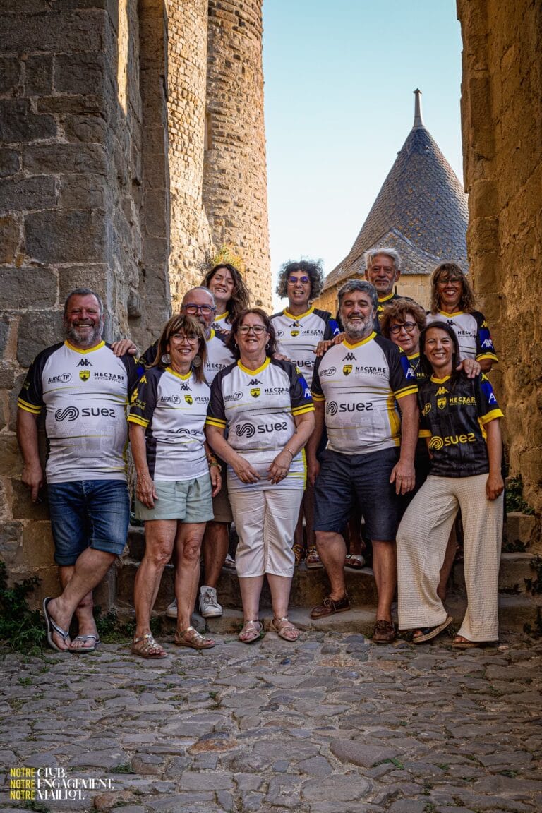 Nationale : Les bénévoles de Carcassonne présentent les nouveaux maillots