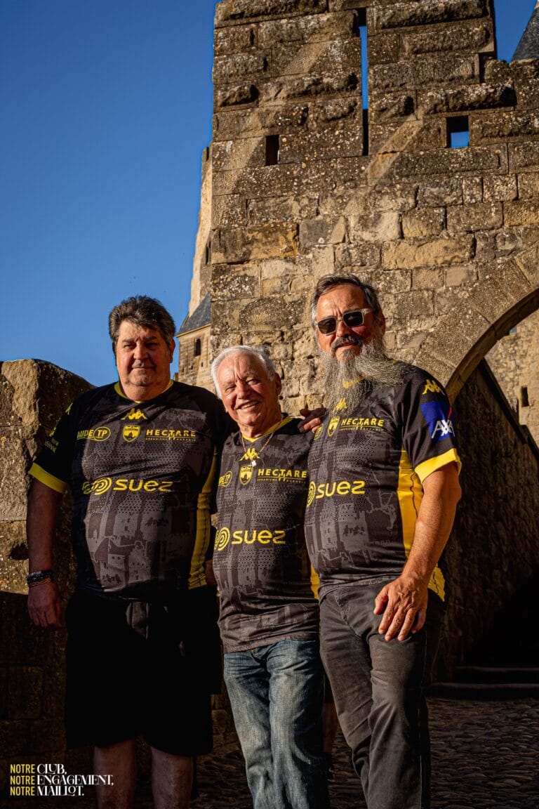Nationale : Les bénévoles de Carcassonne présentent les nouveaux maillots