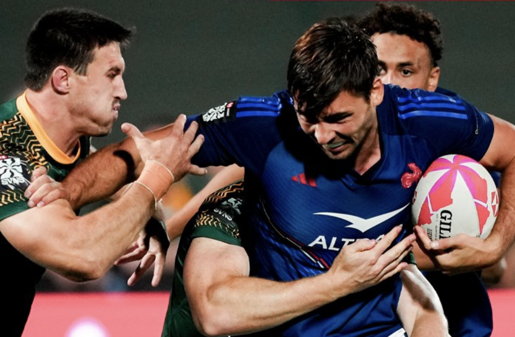 Dubaï SVNS : Les Bleus échouent face aux Blitzboks mais filent en quarts