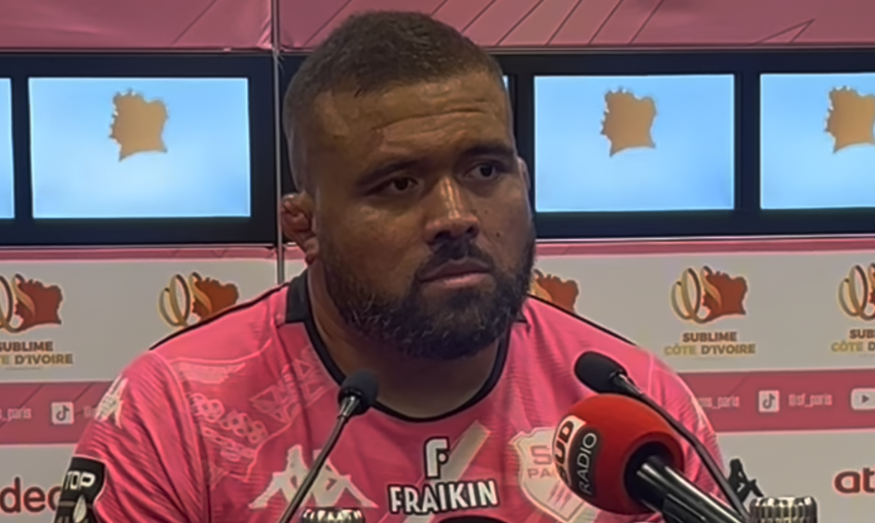 Paul Alo-&Eacute;mile : &laquo; On est tr&egrave;s content de repartir avec un point de bonus d&eacute;fensif &raquo; apr&egrave;s la d&eacute;faite &agrave; Castres