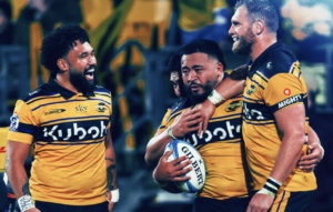 Super Rugby : Les Hurricanes dominent et filent en finale