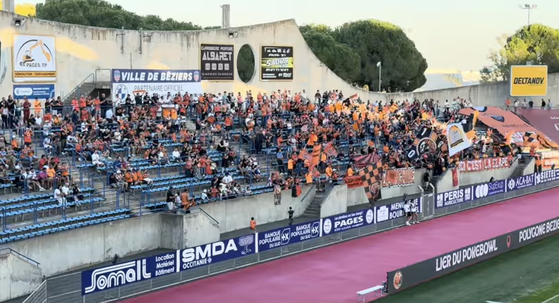 Pro D2 : derby B&eacute;ziers-Narbonne d&eacute;g&eacute;n&egrave;re en tribune Populaire Nord