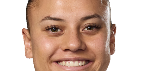 Maddie Feaunati &mdash; Troisi&egrave;me Ligne Angleterre F&eacute;minines